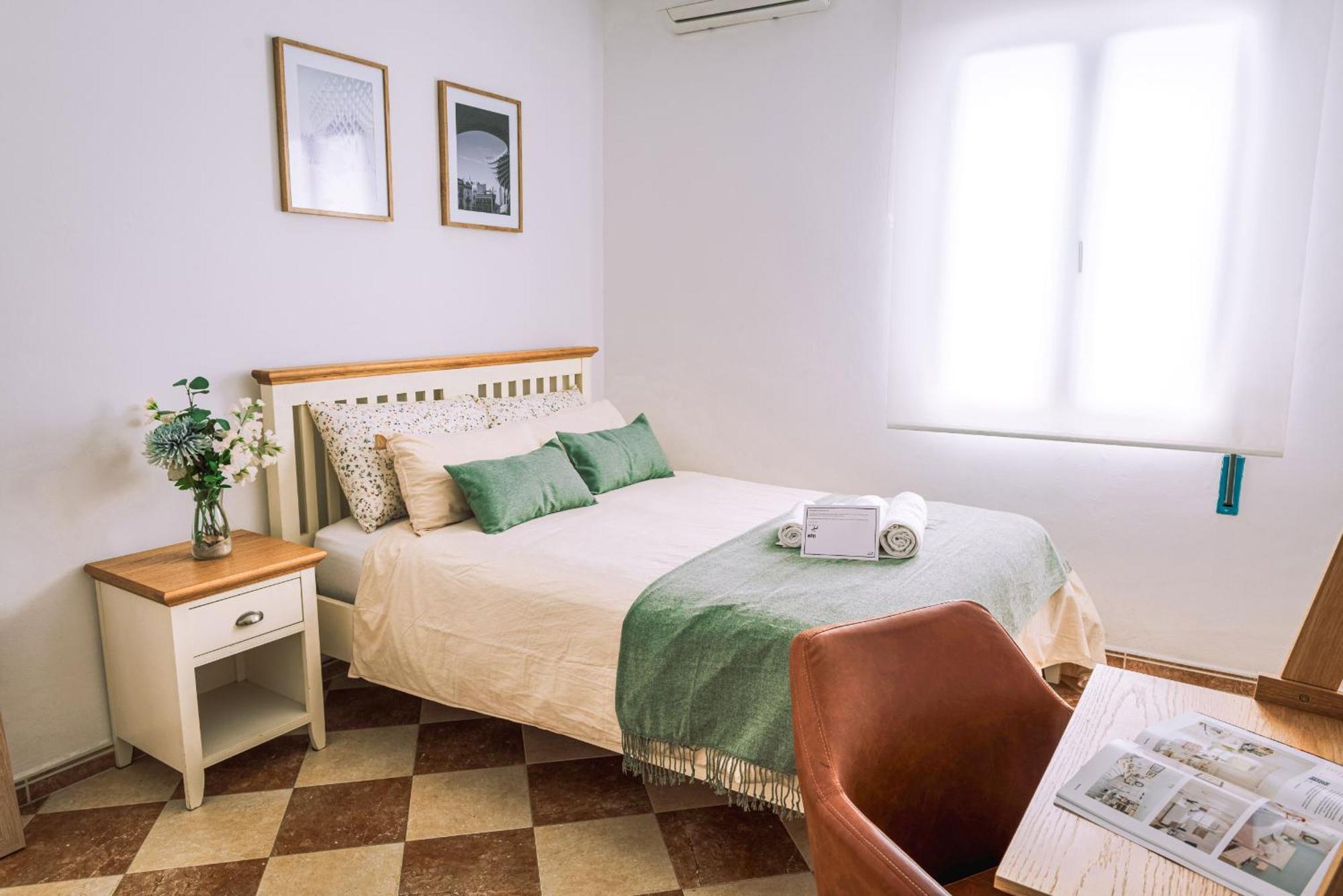 Echo Suites Nervion เซบีญา ภายนอก รูปภาพ