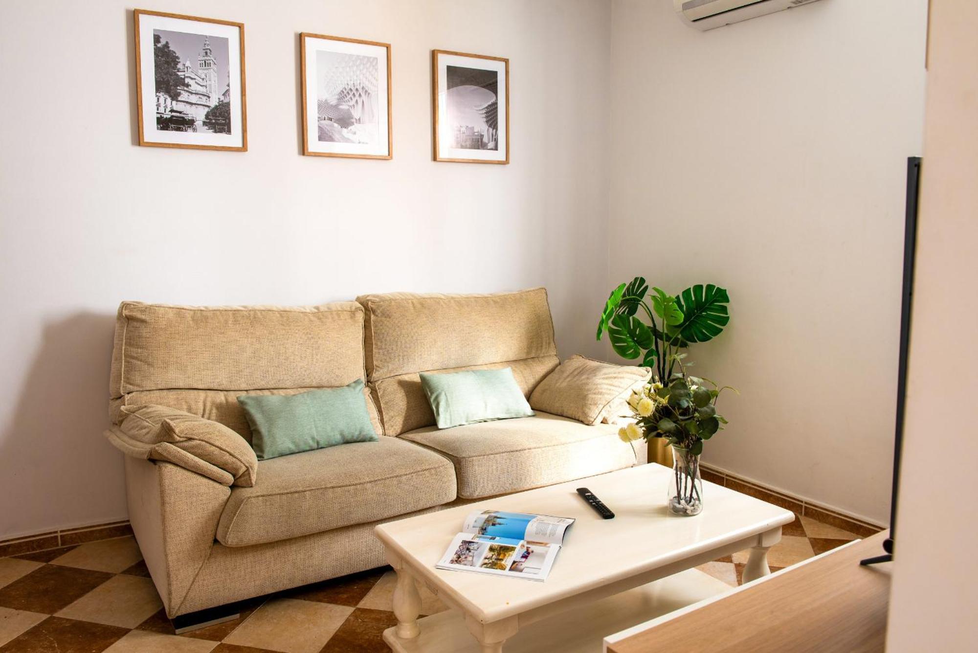 Echo Suites Nervion เซบีญา ภายนอก รูปภาพ