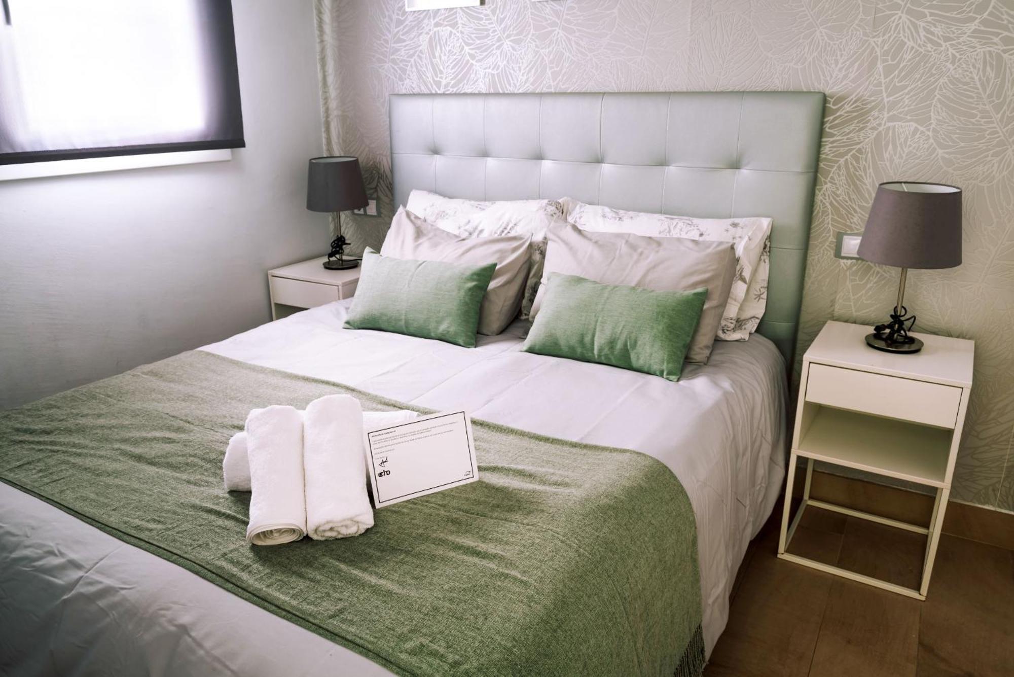 Echo Suites Nervion เซบีญา ภายนอก รูปภาพ