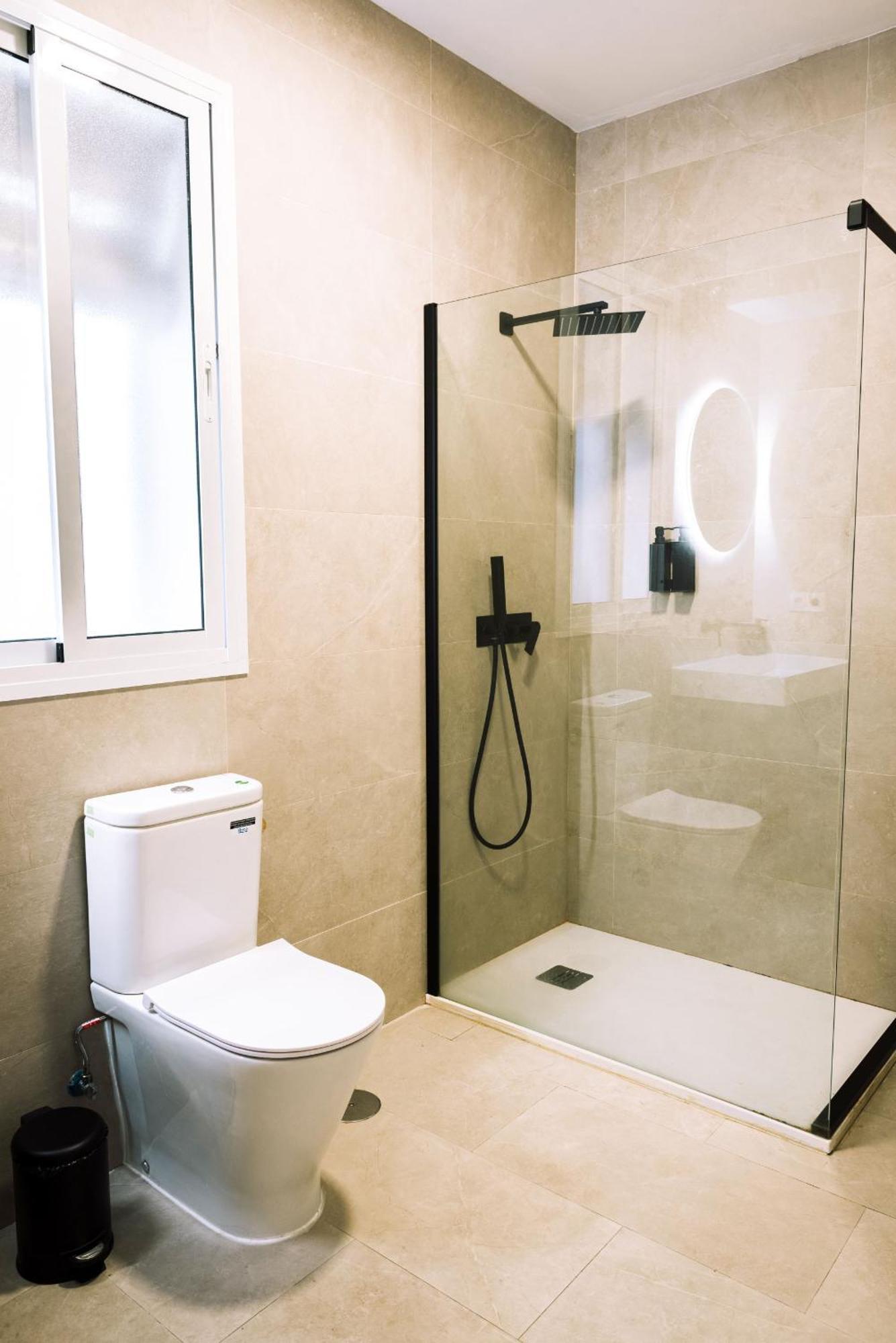 Echo Suites Nervion เซบีญา ภายนอก รูปภาพ